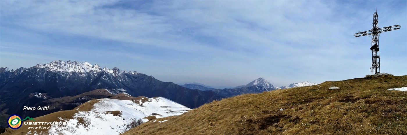 37 Panorama dallo Zuc di Valbona  verso Resegone e Grigne.jpg